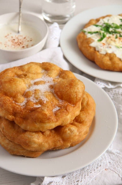 đź«“ Lángos – Hungarian Fried Flatbread đź‡đź‡ş Capture d’écran 2025-04-24 203304