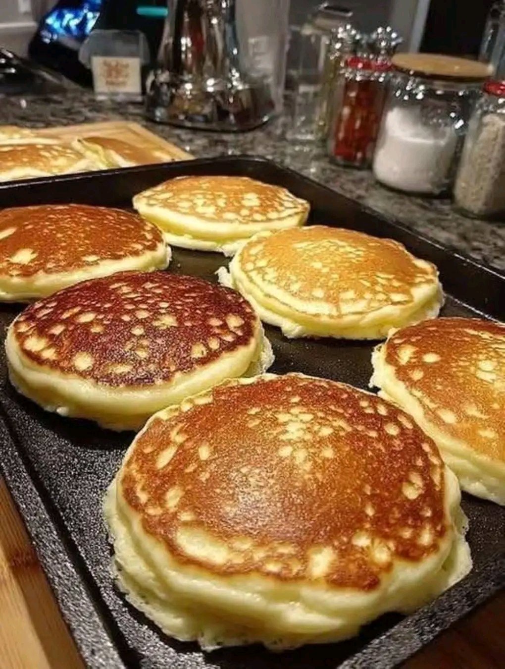 1765307956890